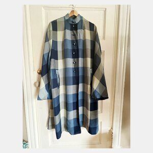 VINTAGE - Blue and Cream Checkered Drape Coat